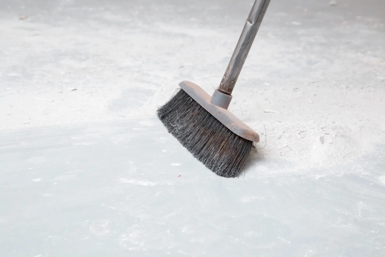concrete floor dusting in Louisville, KY