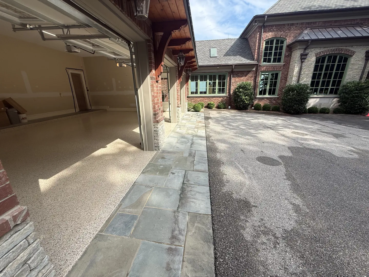 Luxury Home in Floyds Knobs, IN